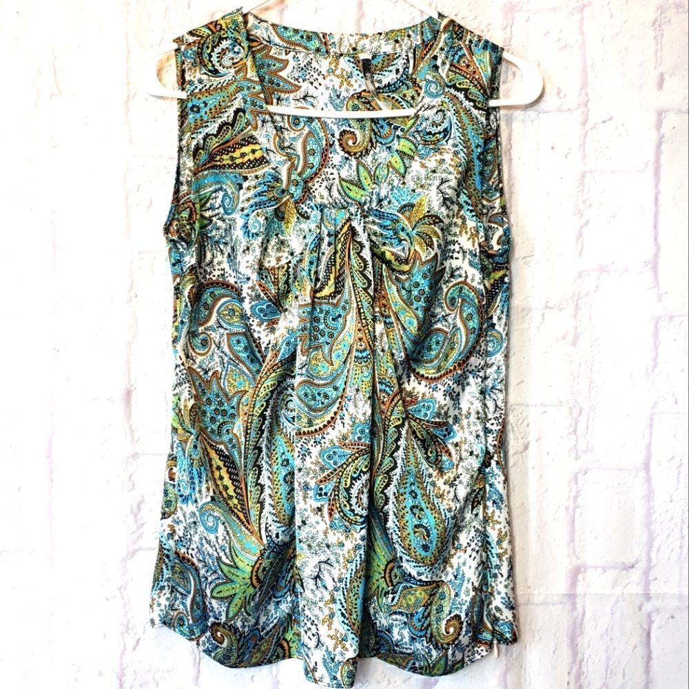 JONES STUDIO SEPARATES Sleeveless Silky Paisley Blouse